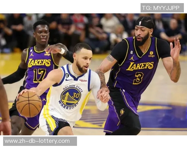 勇士与湖人季前赛对决精彩回顾球星表现引发球迷热议